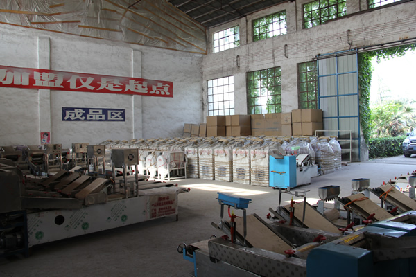 面食加工使用全自動燴面機提升效率 省時省力更美味