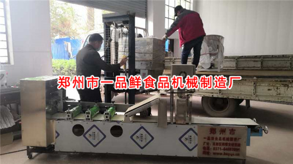 新鄉張先生前來定購批發用燴面機